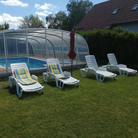 In Balatonmariafuerd Mit Terrasse, Grill Und Garten 度假居